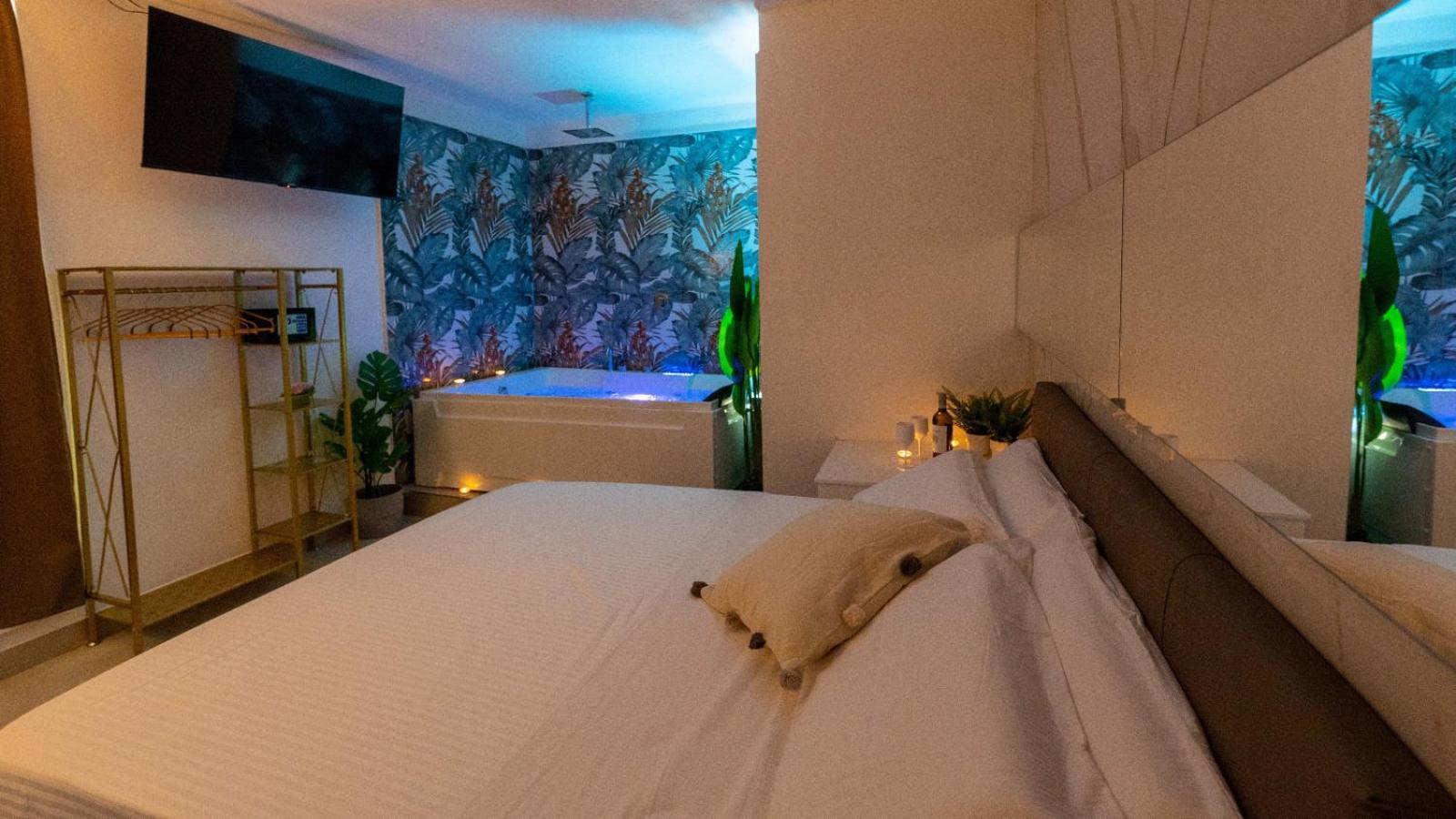 Mazzini Luxury Jacuzzy Suite Catania Exterior photo